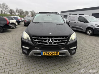 Mercedes ml 250 van grijs kenteken