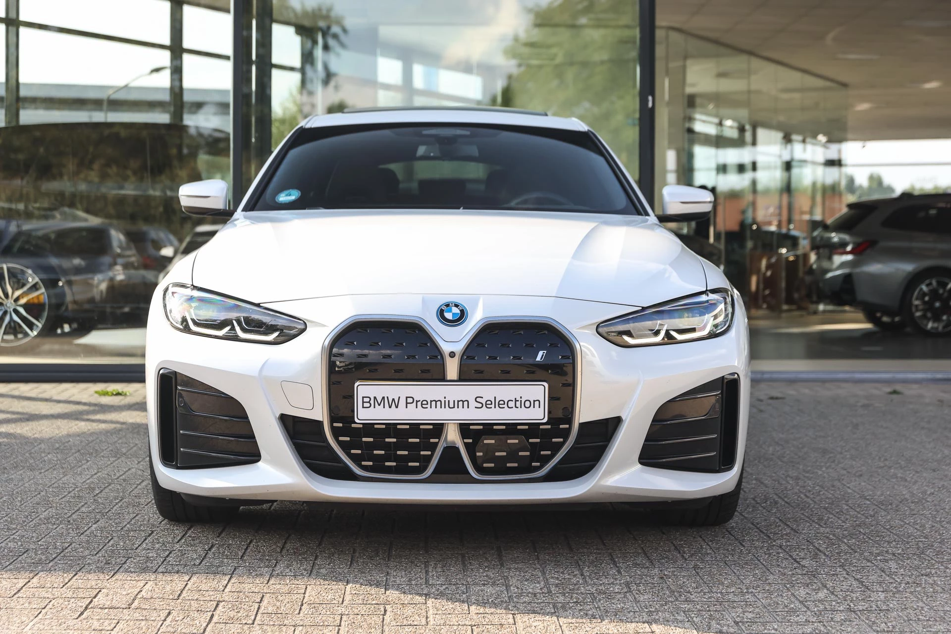 Hoofdafbeelding BMW i4