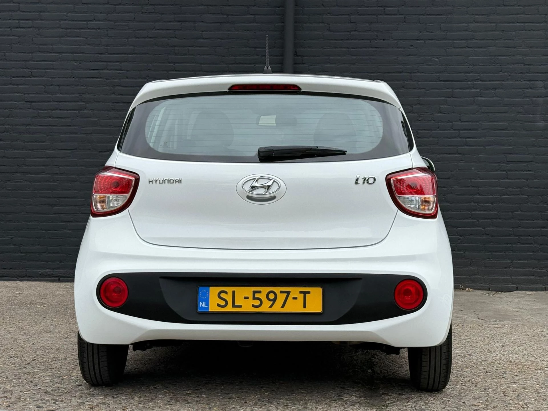 Hoofdafbeelding Hyundai i10