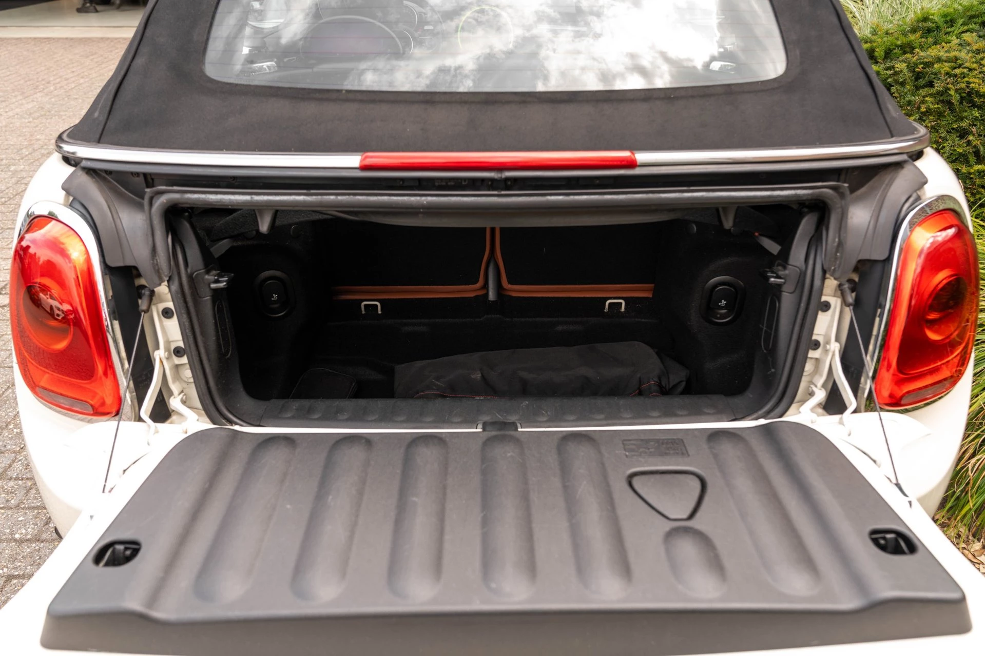 Hoofdafbeelding MINI Cooper Cabrio