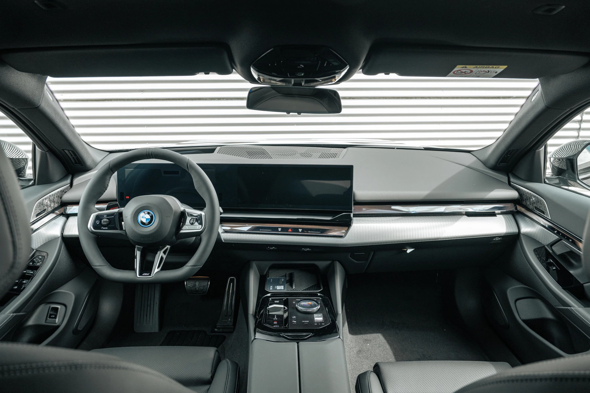 Hoofdafbeelding BMW i5