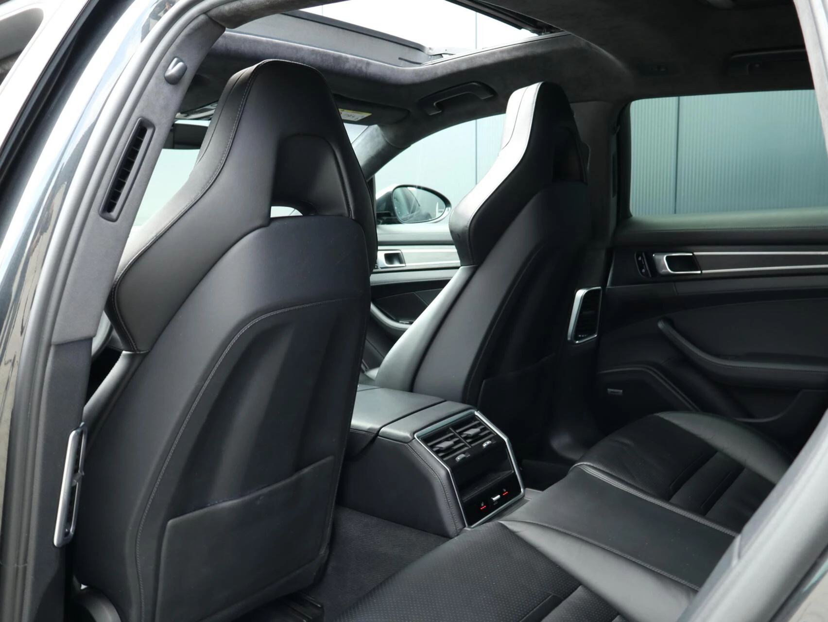 Hoofdafbeelding Porsche Panamera