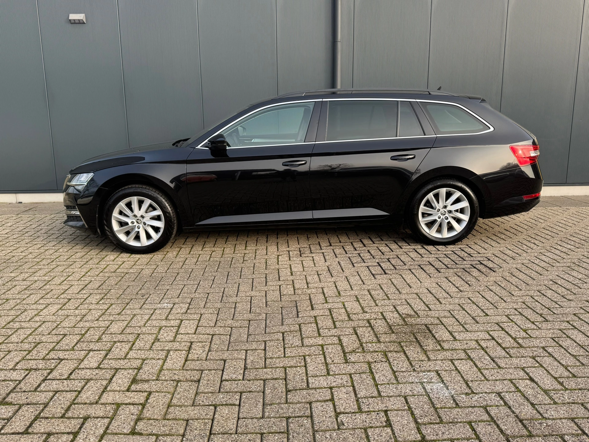 Hoofdafbeelding Škoda Superb