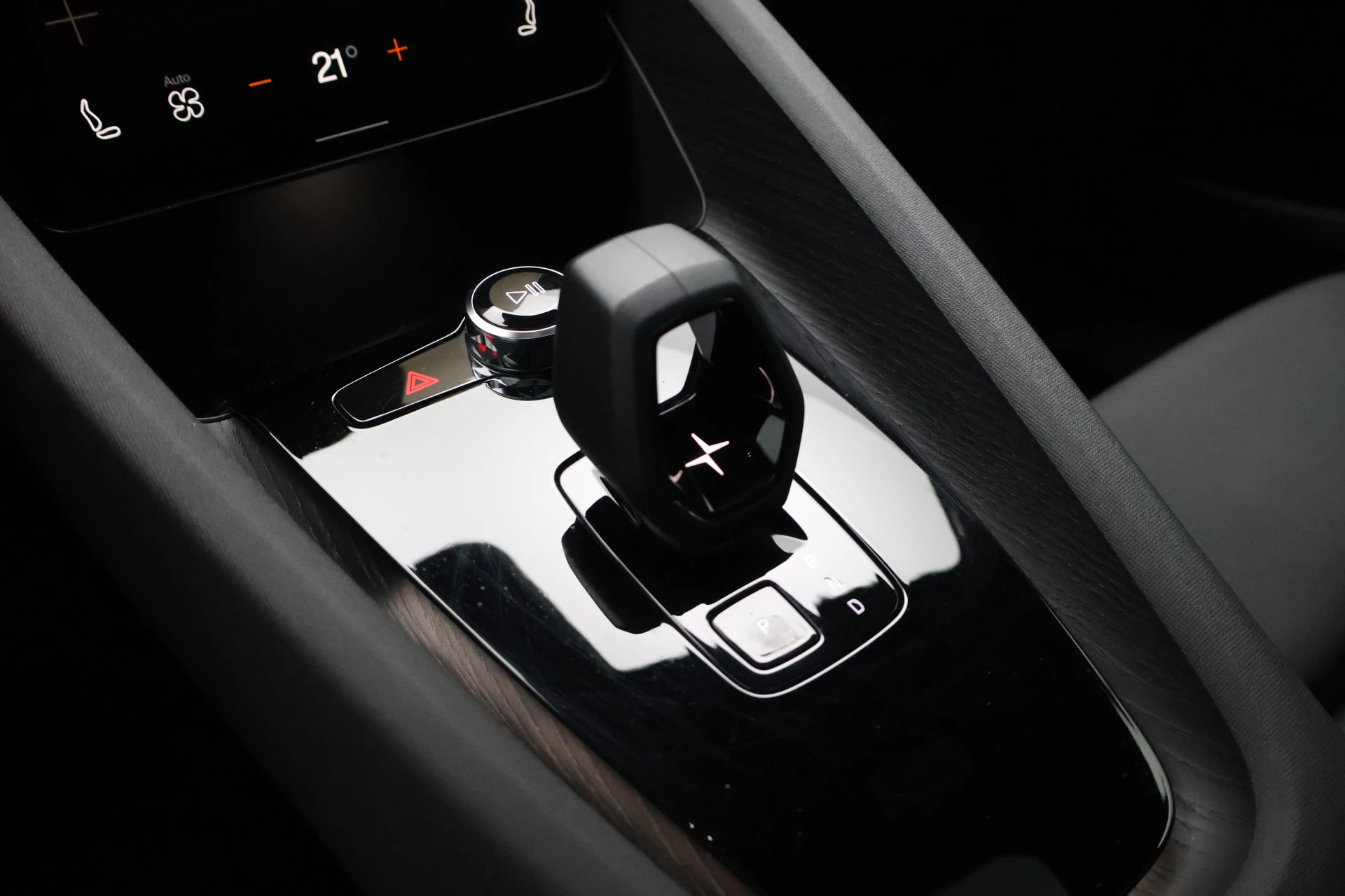 Hoofdafbeelding Polestar 2