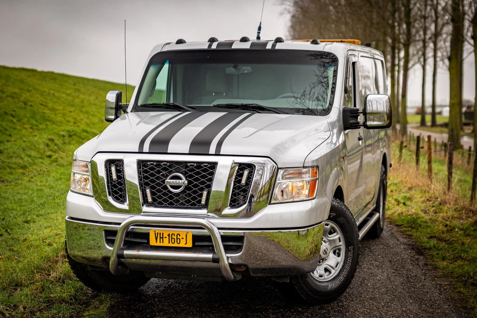 Hoofdafbeelding Nissan NV