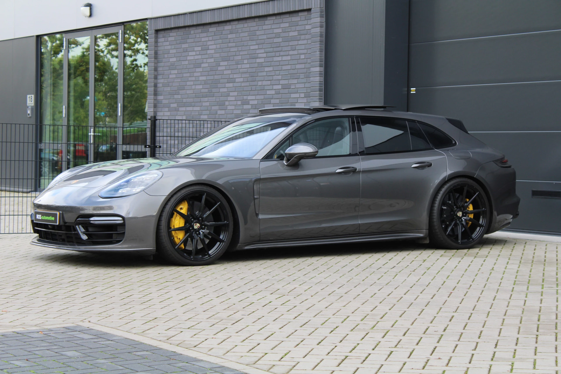 Hoofdafbeelding Porsche Panamera