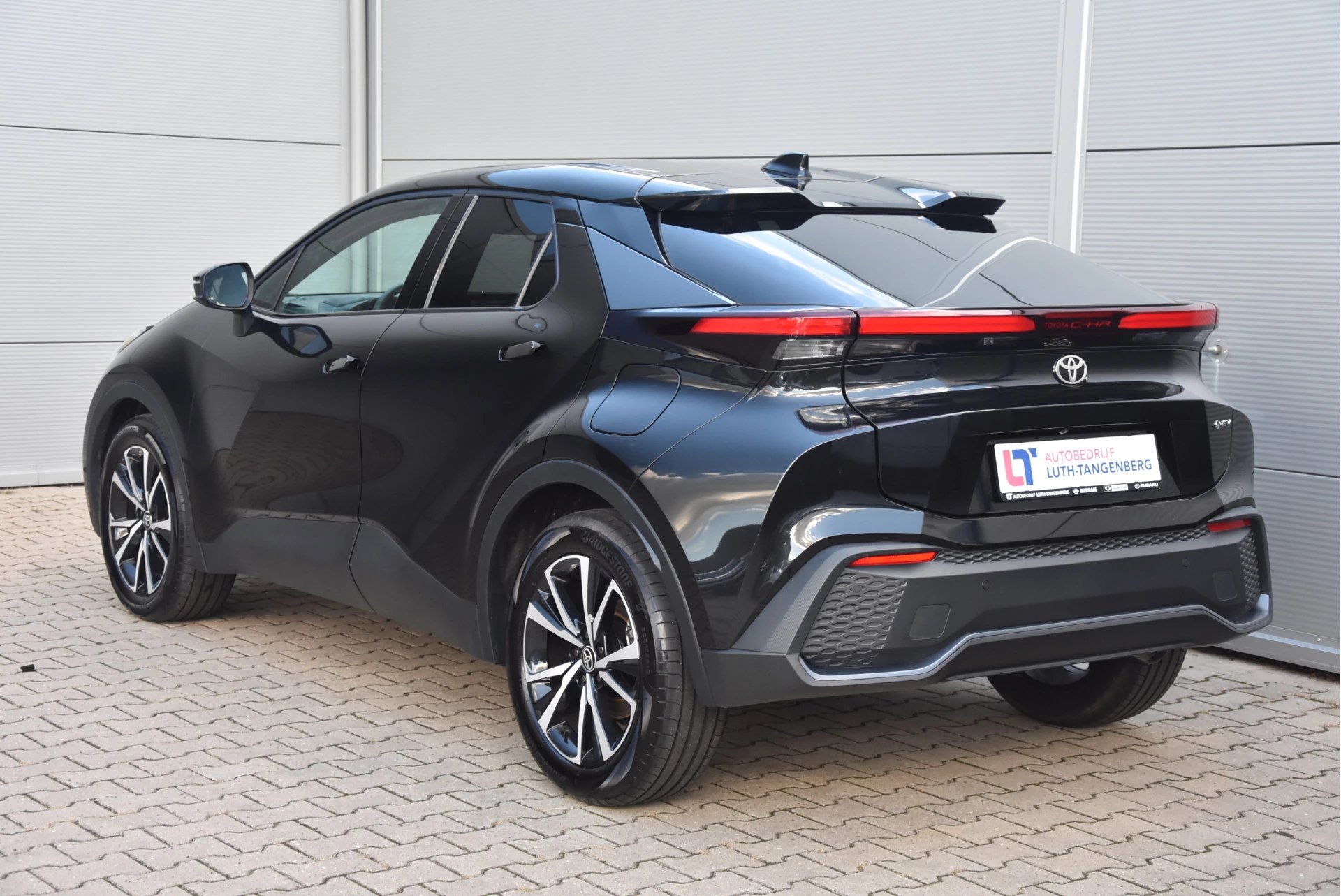 Hoofdafbeelding Toyota C-HR