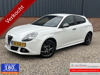 Hoofdafbeelding Alfa Romeo Giulietta Alfa Romeo Giulietta 1.4 T Sprint Navigatie/Pdc/Ecc/Zwarte hemel/Org-NL!!
