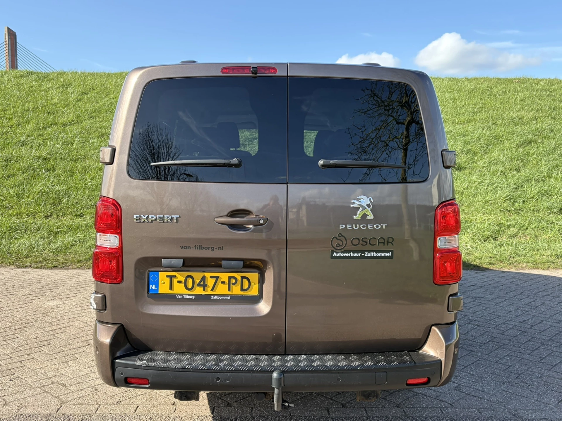 Hoofdafbeelding Peugeot Traveller