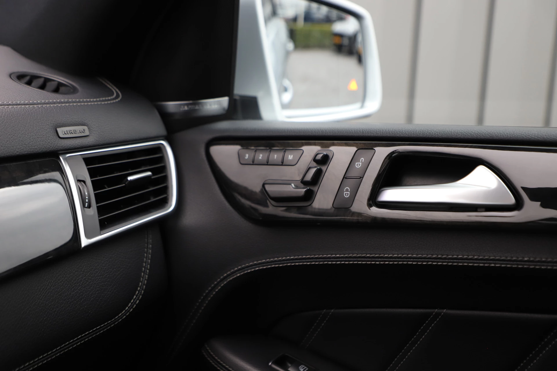 Hoofdafbeelding Mercedes-Benz M-Klasse