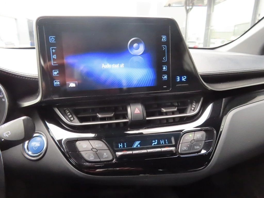 Hoofdafbeelding Toyota C-HR