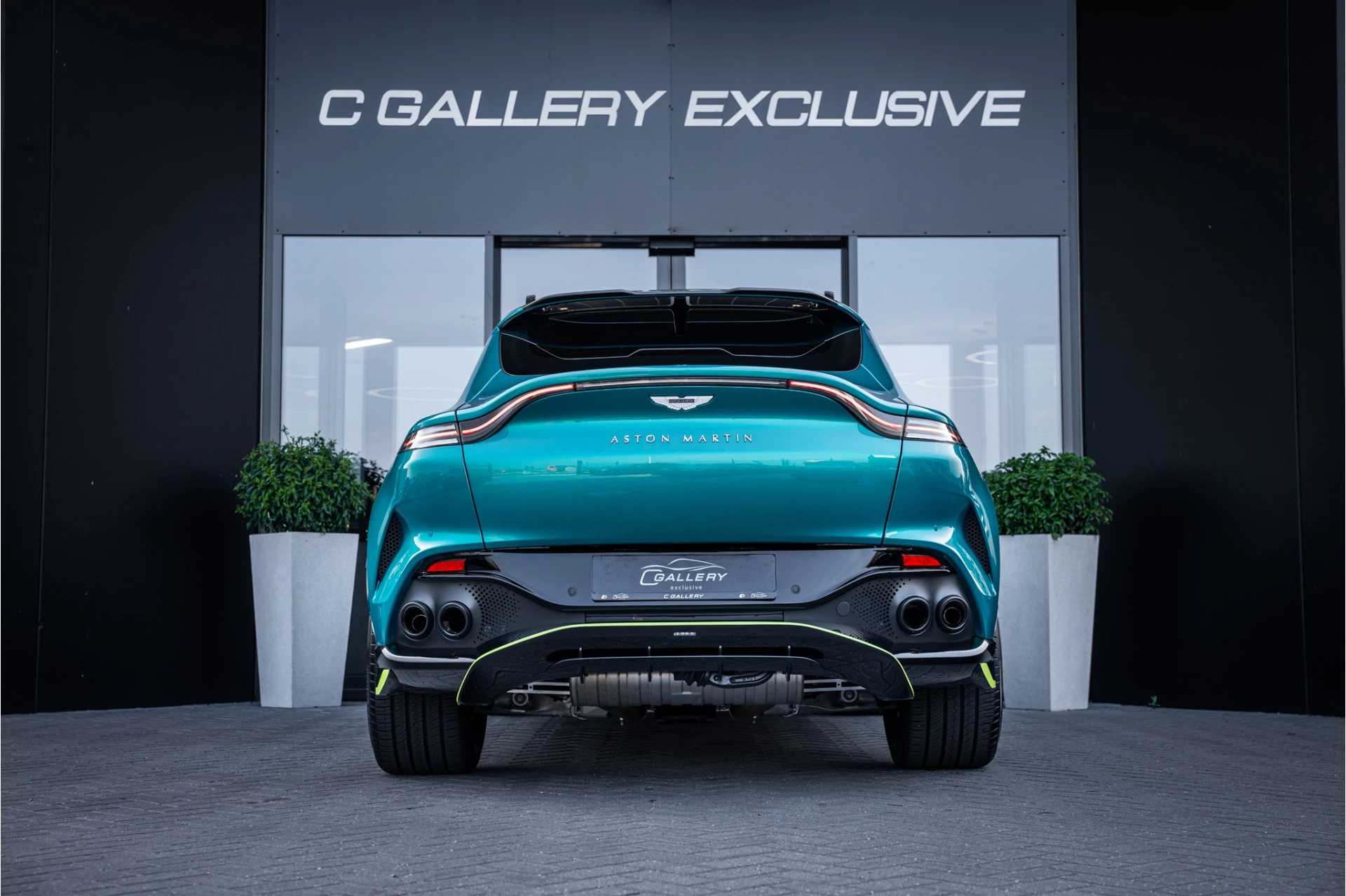 Hoofdafbeelding Aston Martin DBX