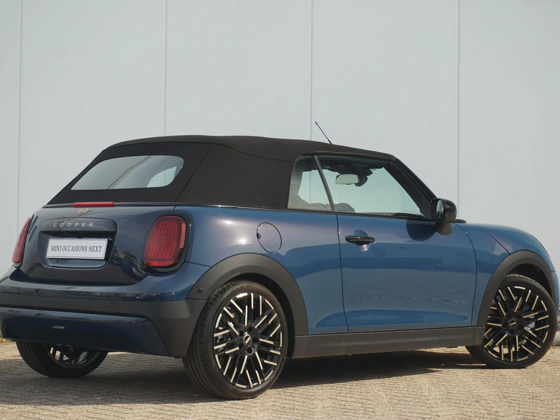 Hoofdafbeelding MINI Cooper Cabrio