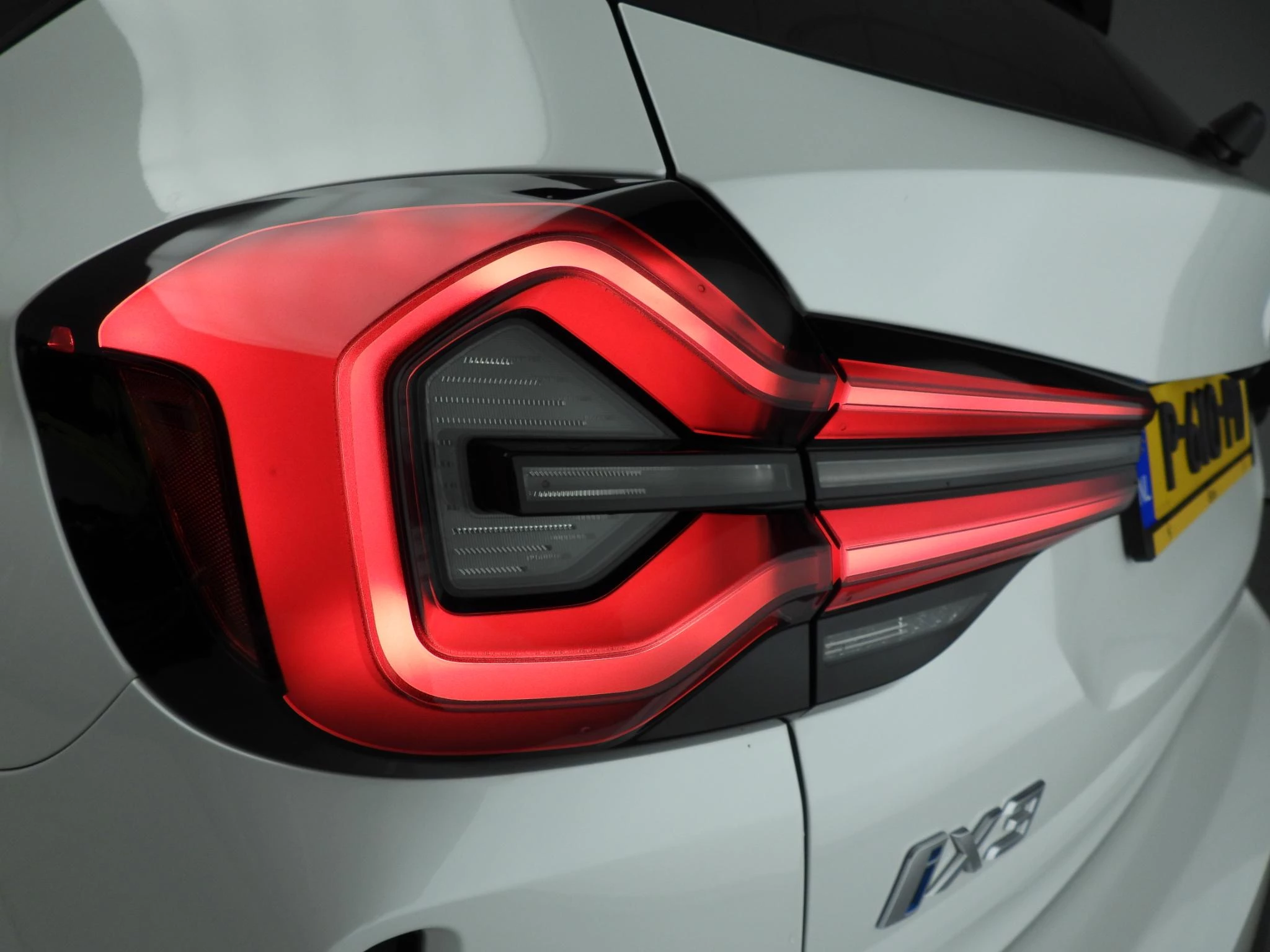 Hoofdafbeelding BMW iX3