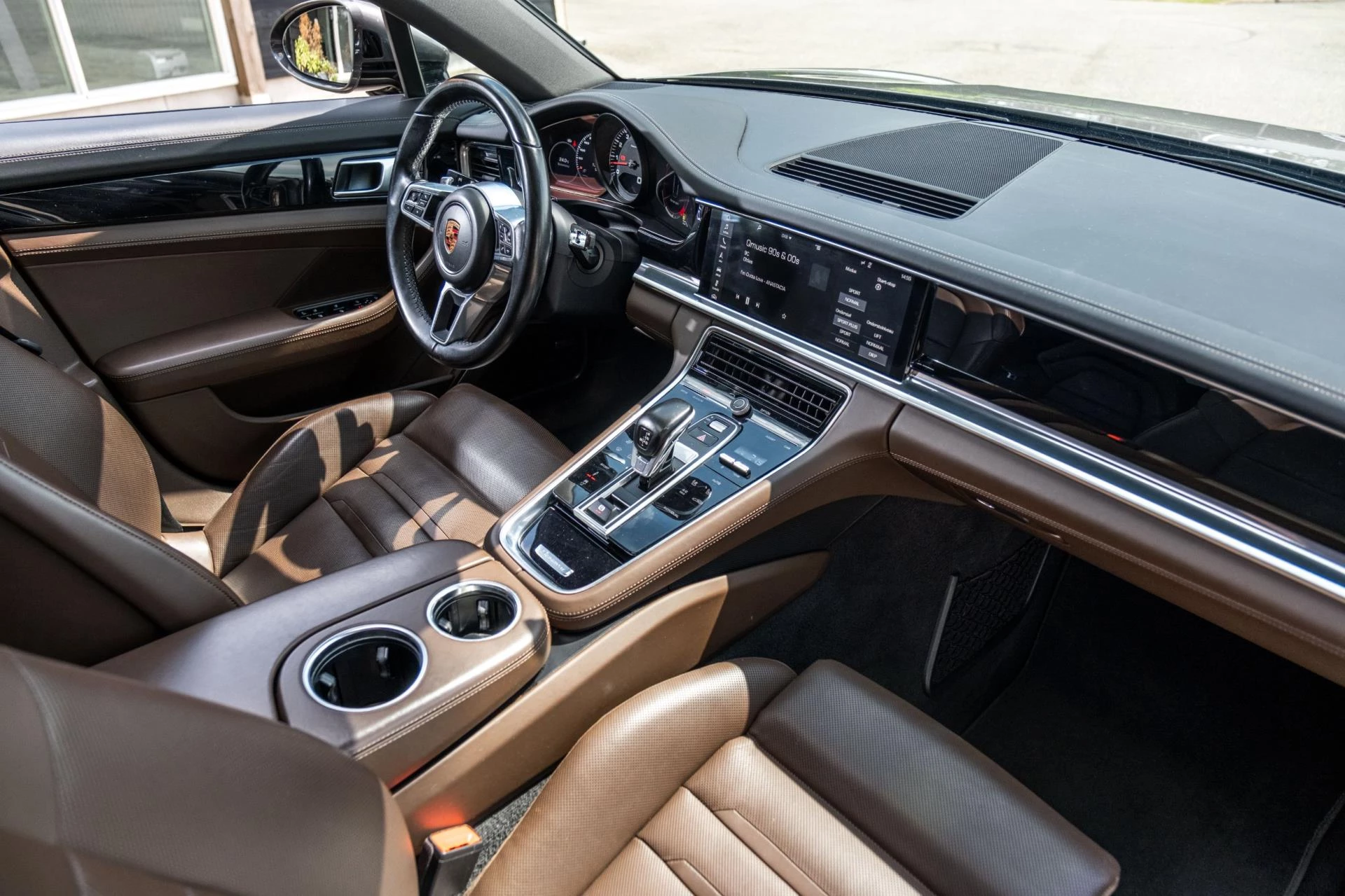 Hoofdafbeelding Porsche Panamera