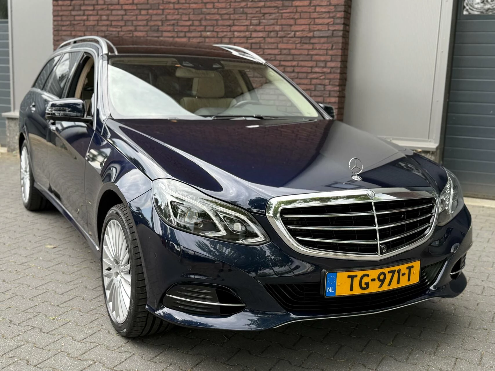Hoofdafbeelding Mercedes-Benz E-Klasse
