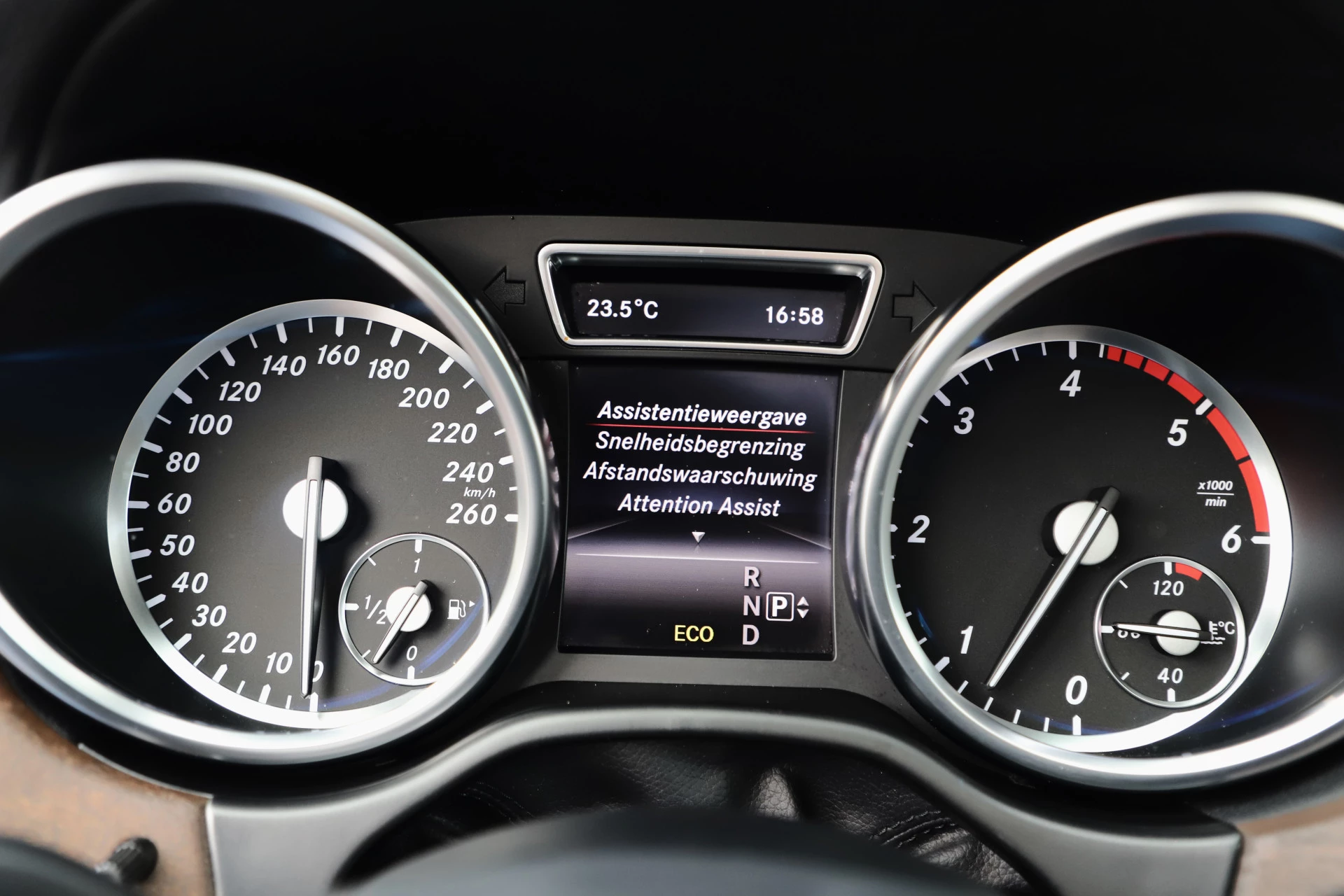 Hoofdafbeelding Mercedes-Benz M-Klasse