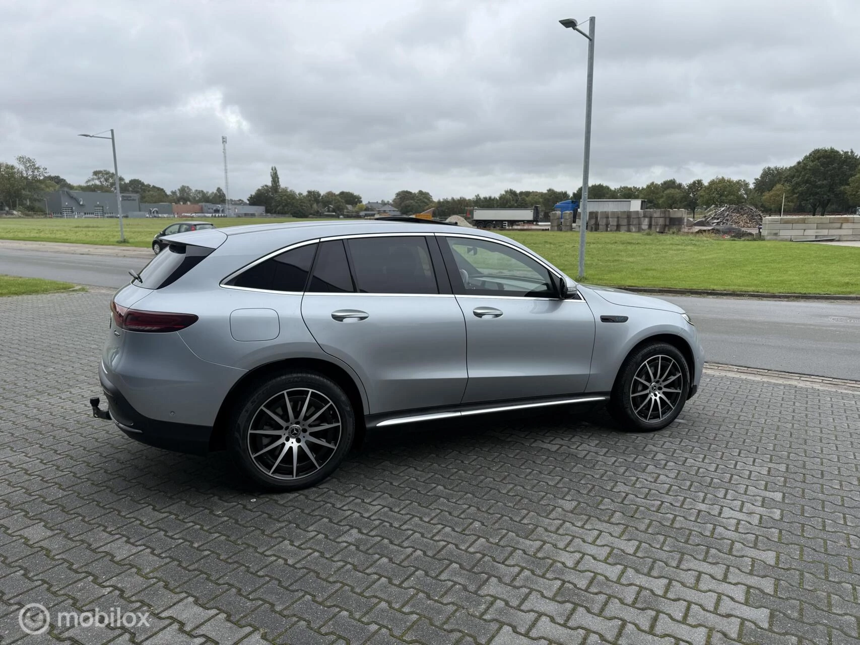 Hoofdafbeelding Mercedes-Benz EQC