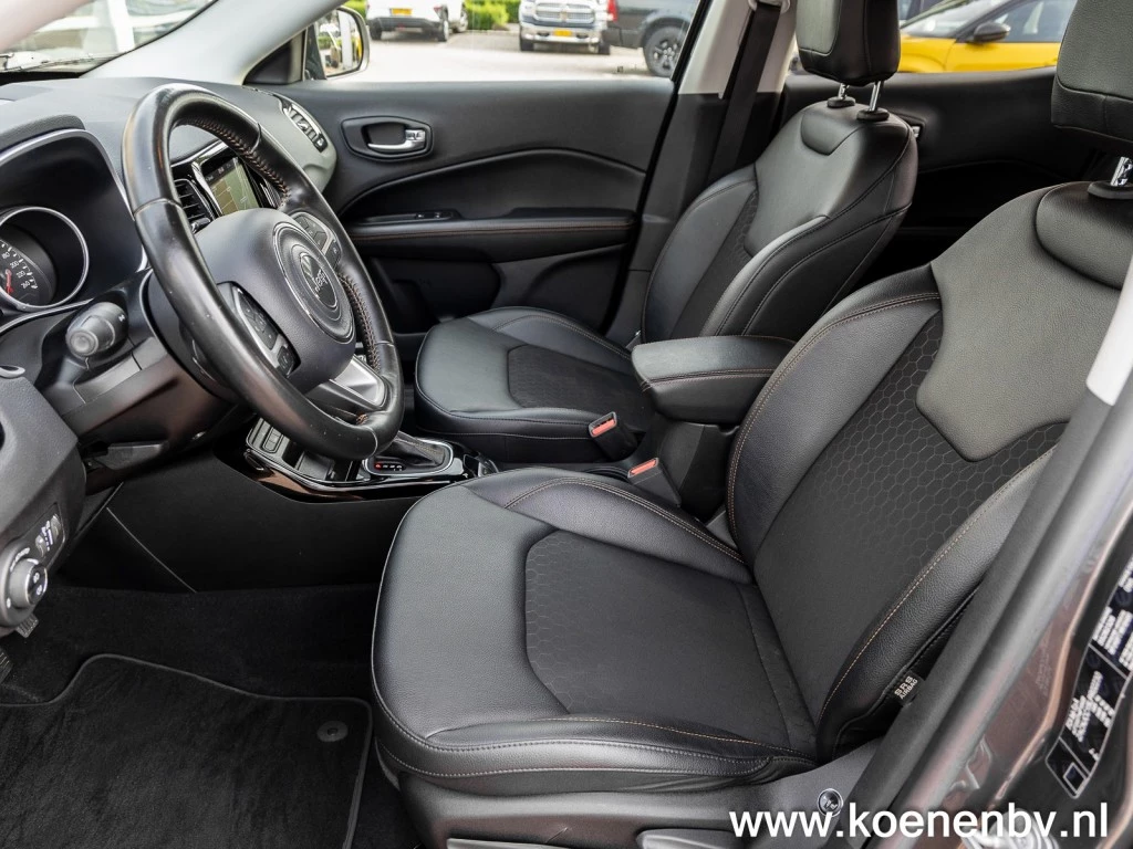 Hoofdafbeelding Jeep Compass