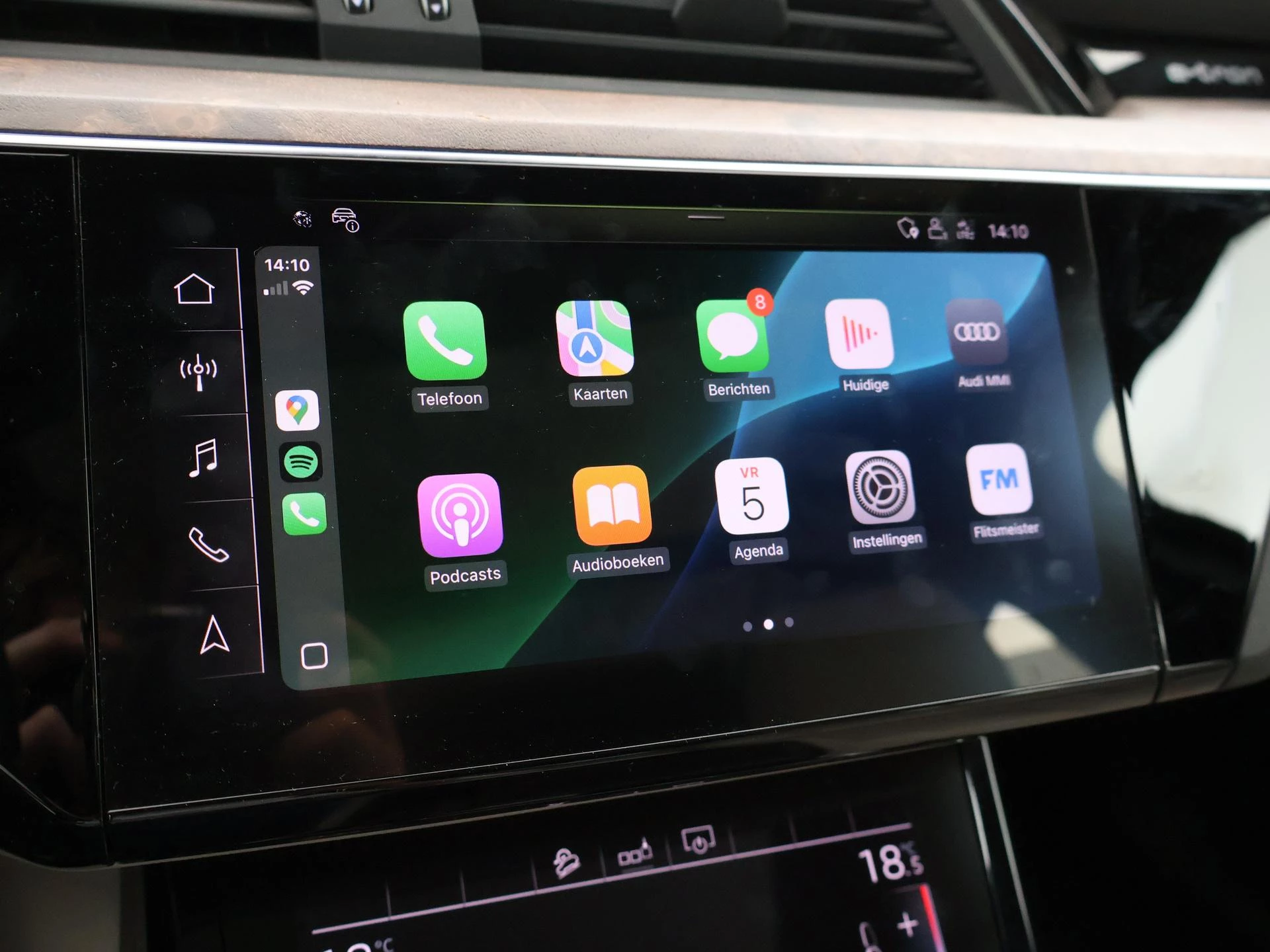 Hoofdafbeelding Audi e-tron