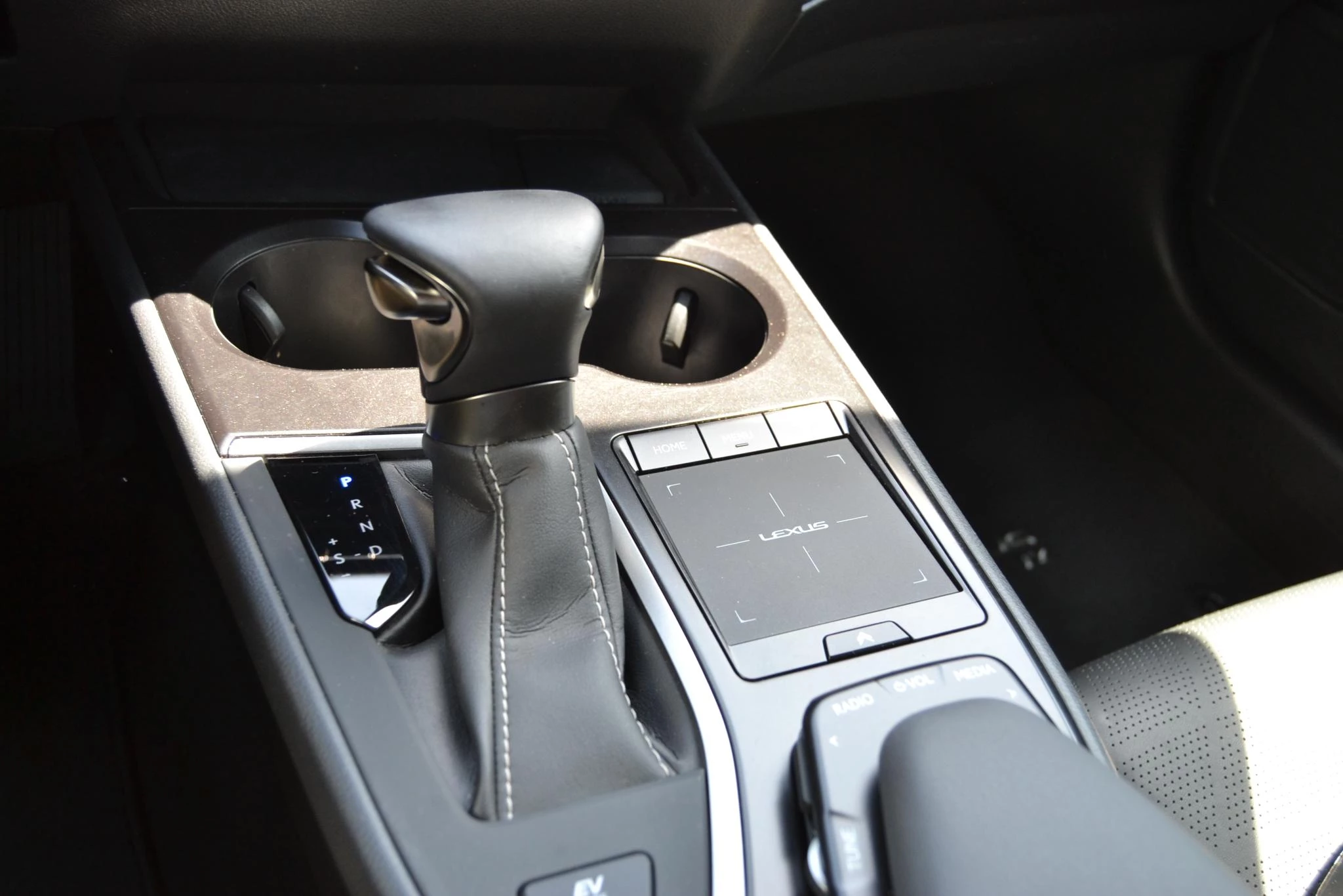 Hoofdafbeelding Lexus UX