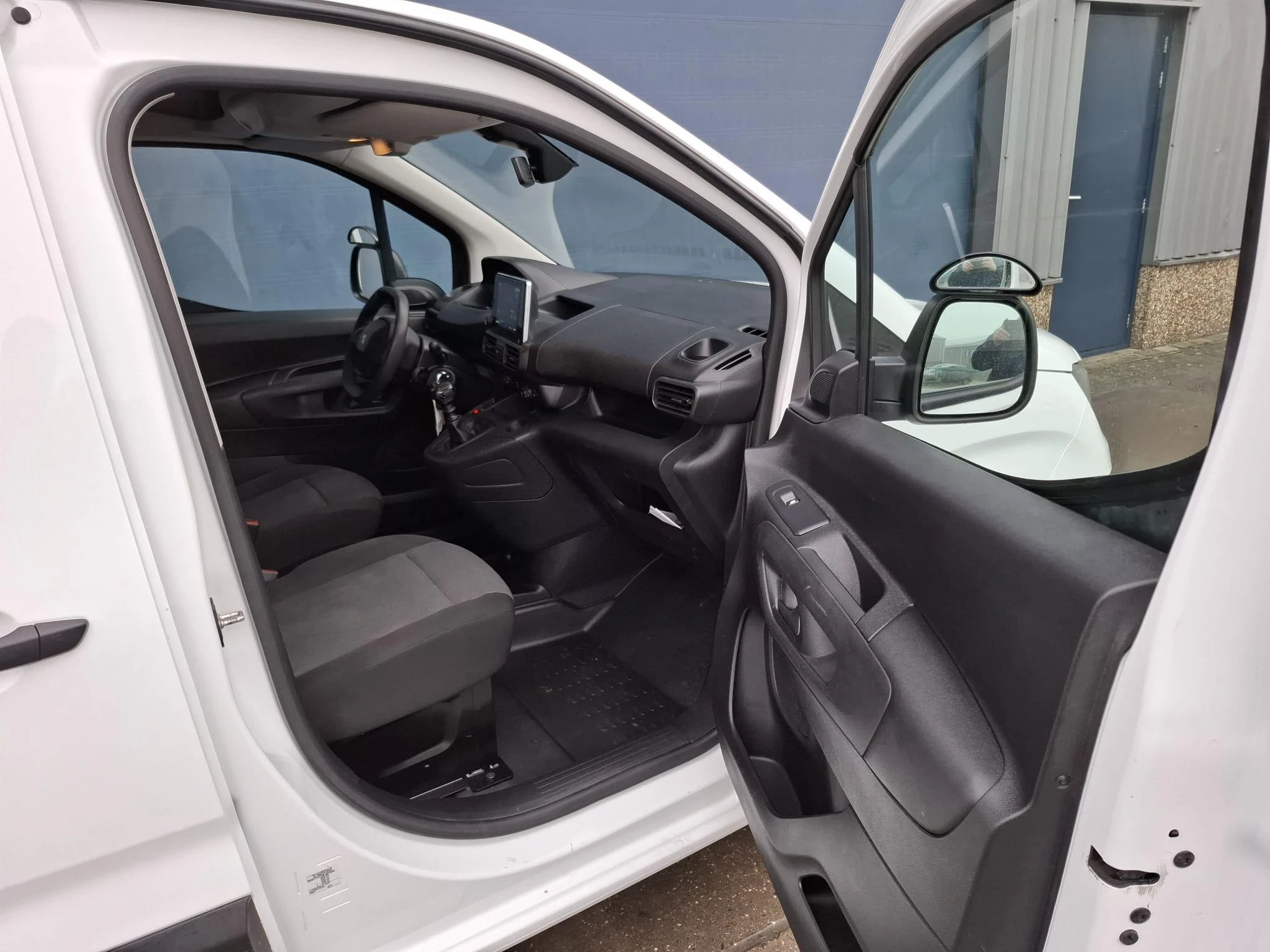 Hoofdafbeelding Peugeot Partner