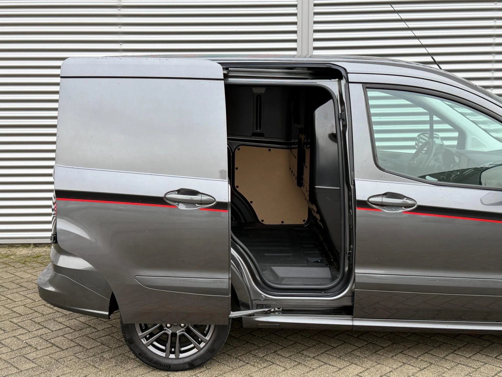 Hoofdafbeelding Ford Transit Courier