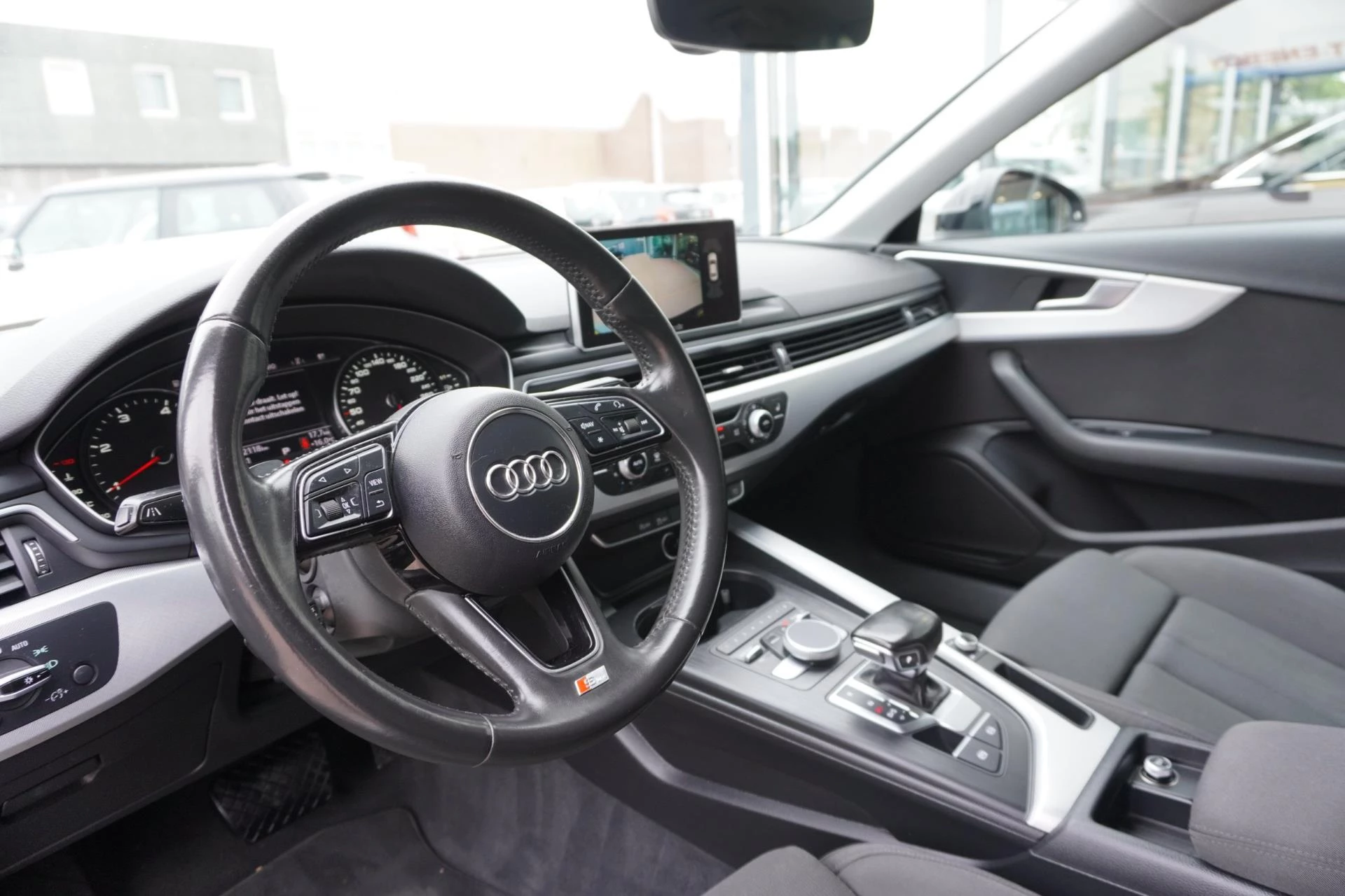 Hoofdafbeelding Audi A4
