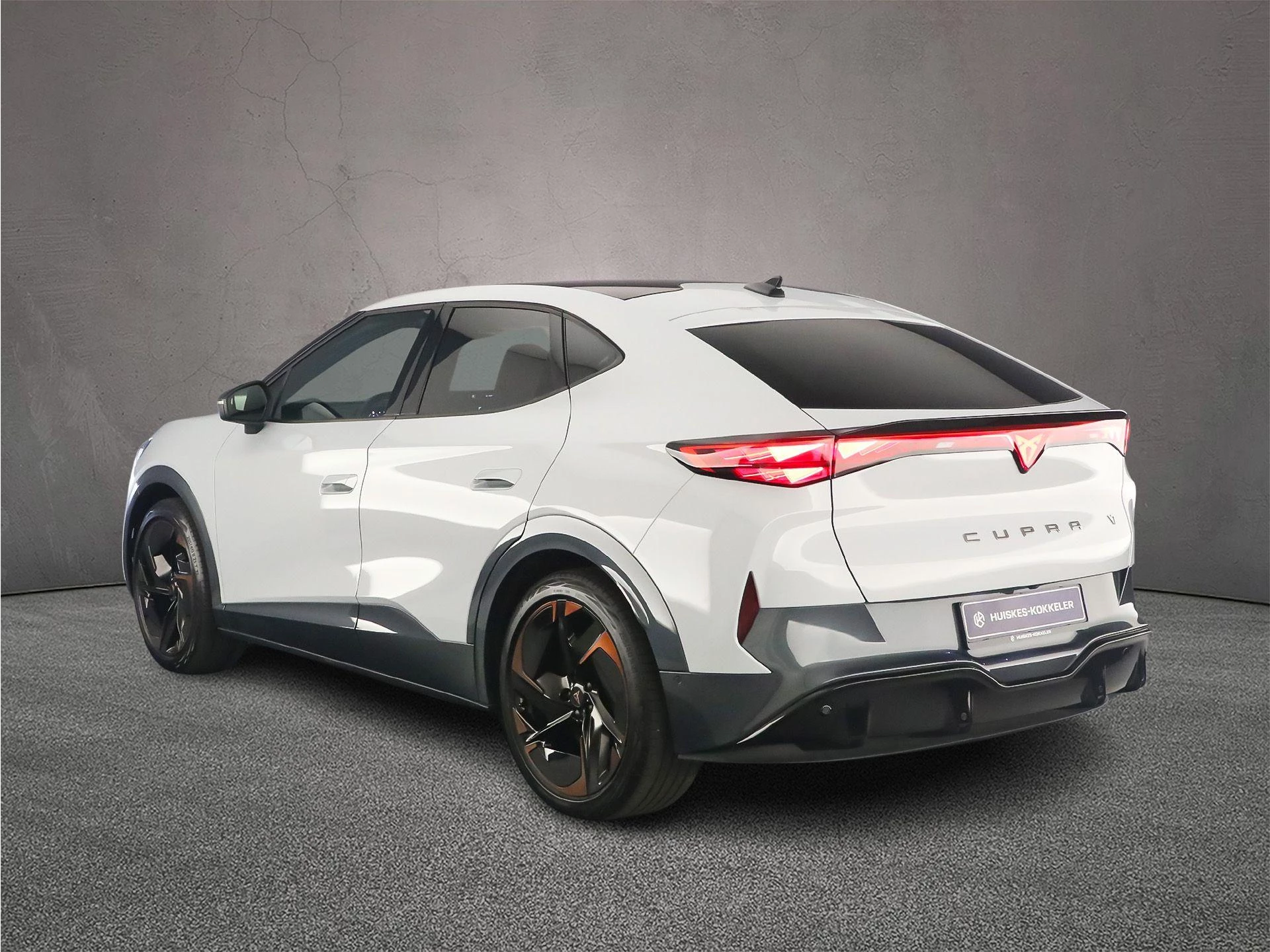 Hoofdafbeelding CUPRA Tavascan