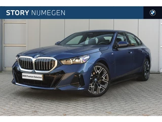 BMW 5 Serie 530e M Sport Automaat / Achteruitrijcamera / Stoelventilatie / Adaptieve LED / M Sportonderstel / Stoelverwarming / PDC