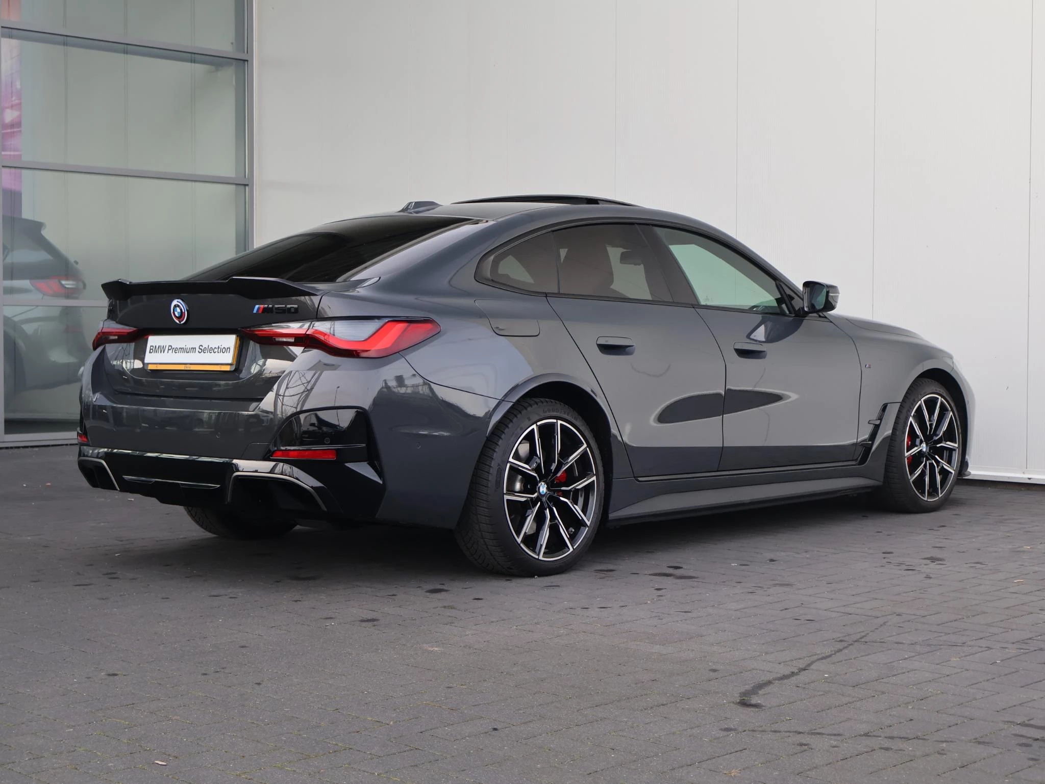 Hoofdafbeelding BMW i4