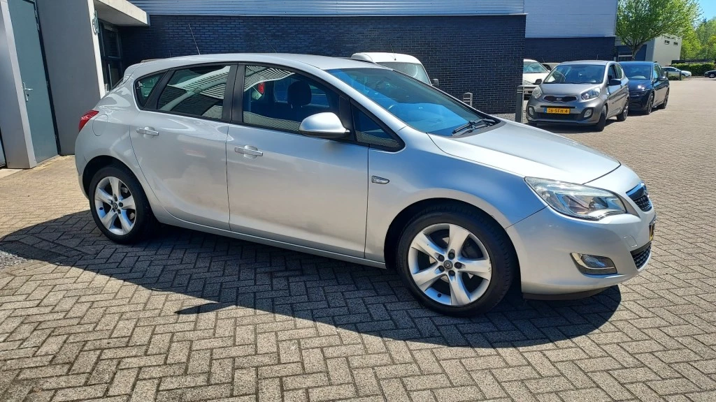 Hoofdafbeelding Opel Astra