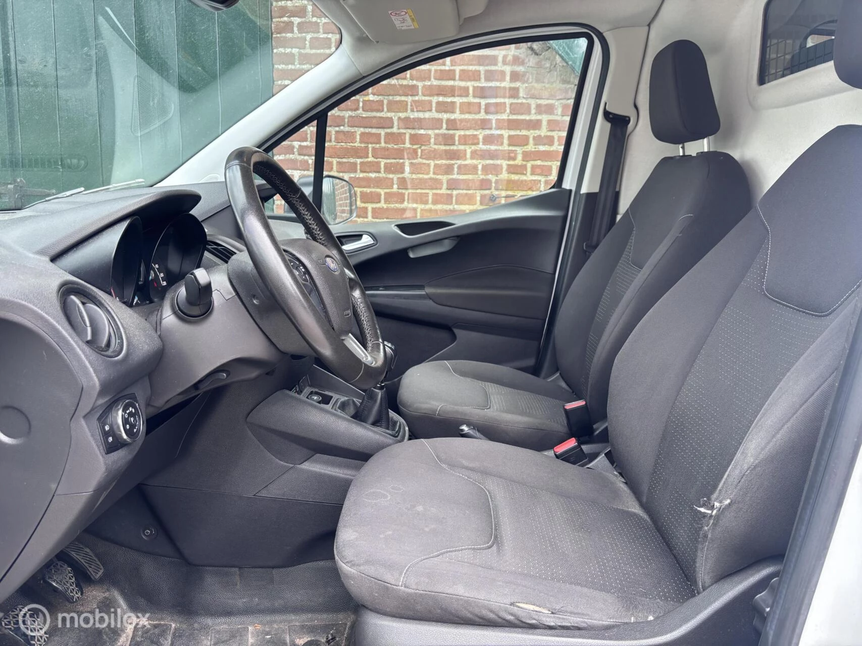 Hoofdafbeelding Ford Transit Courier