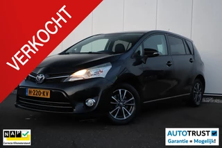 Toyota Verso 1.8 VVT-i Aspiration 7p. 7 Persoons Trekhaak Panoramadak Bluetooth Radio Stoelverwarming Clima Cruise Control