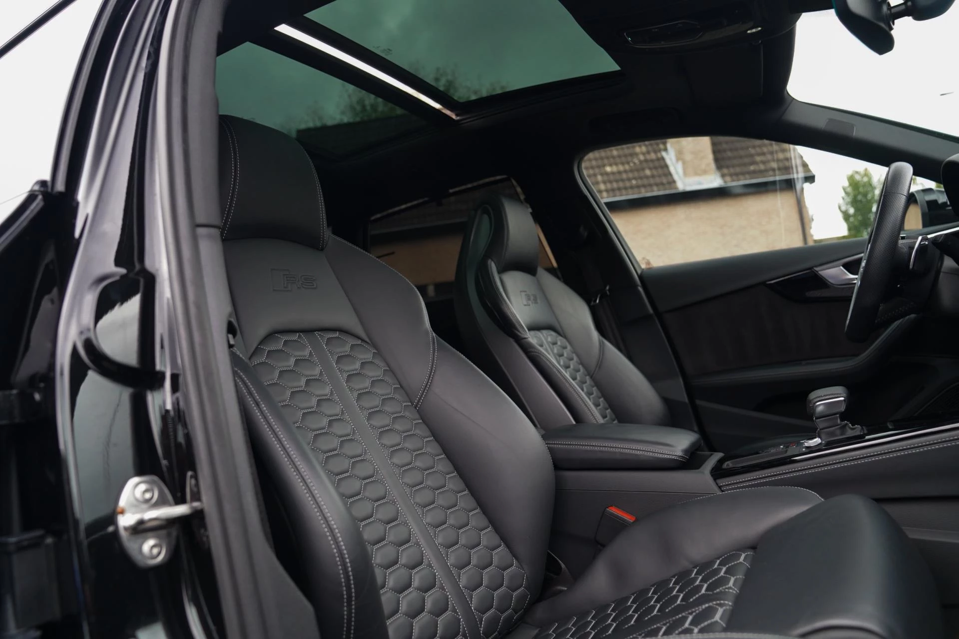 Hoofdafbeelding Audi RS4