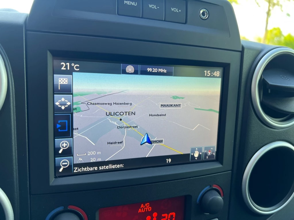 Hoofdafbeelding Peugeot Partner