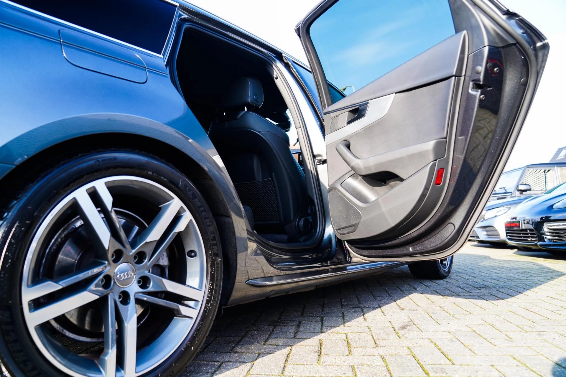 Hoofdafbeelding Audi A4