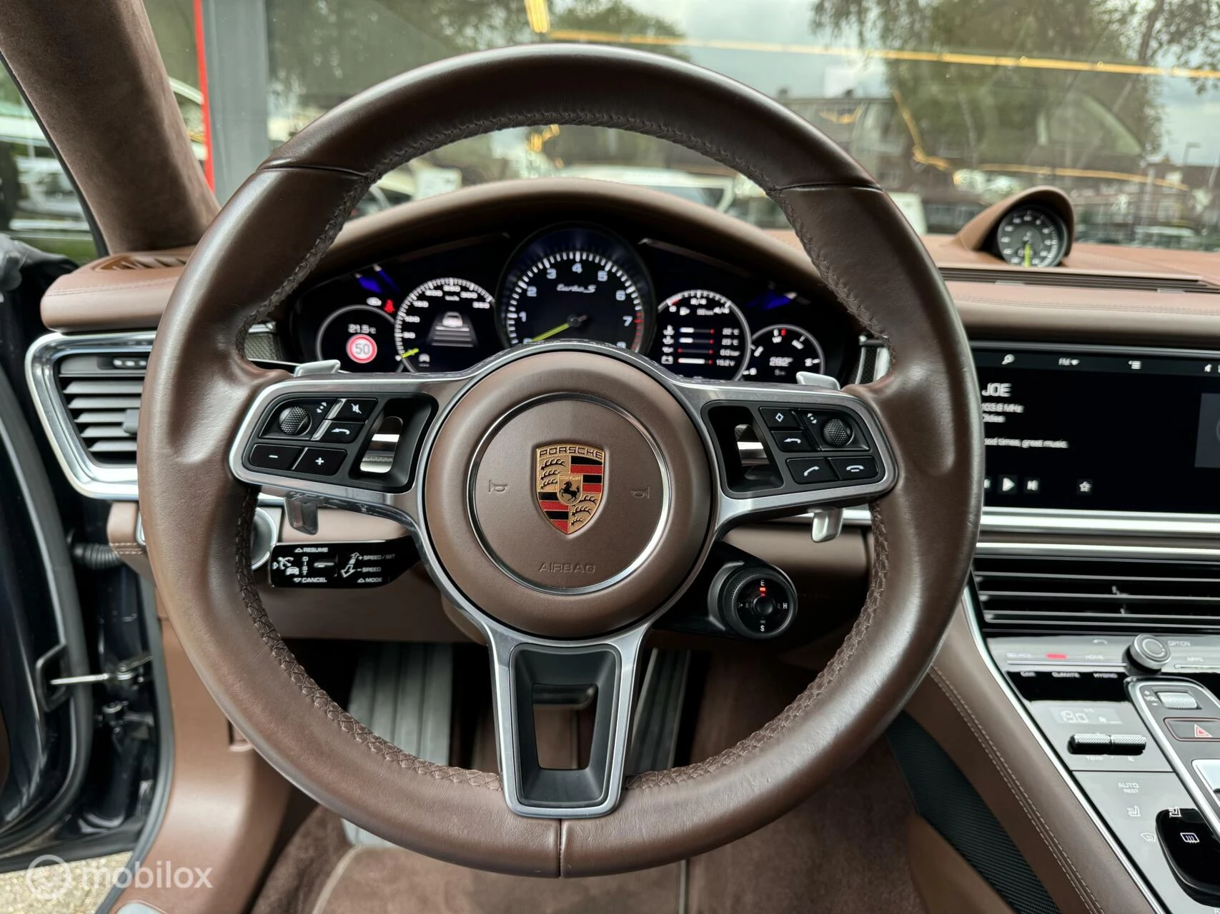 Hoofdafbeelding Porsche Panamera