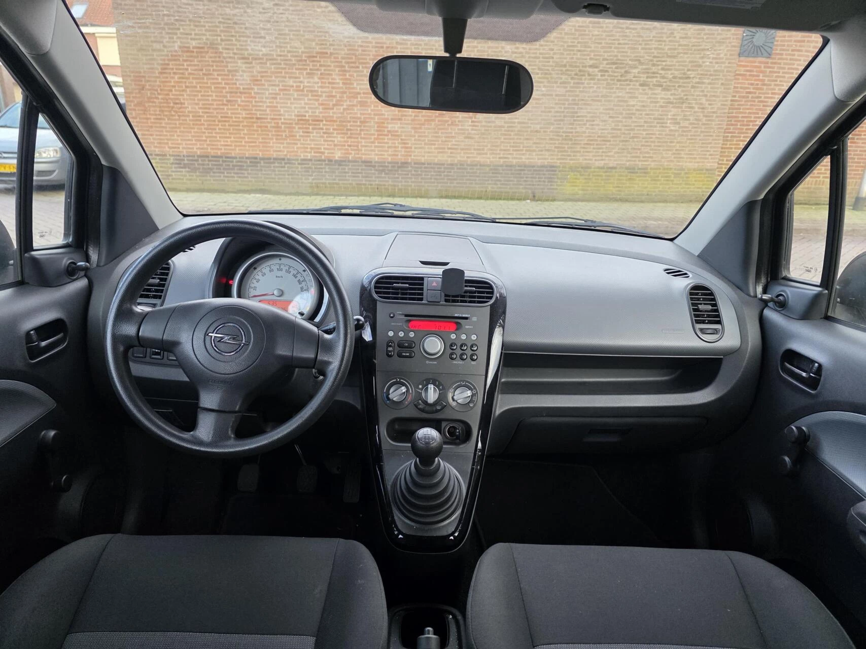 Hoofdafbeelding Opel Agila