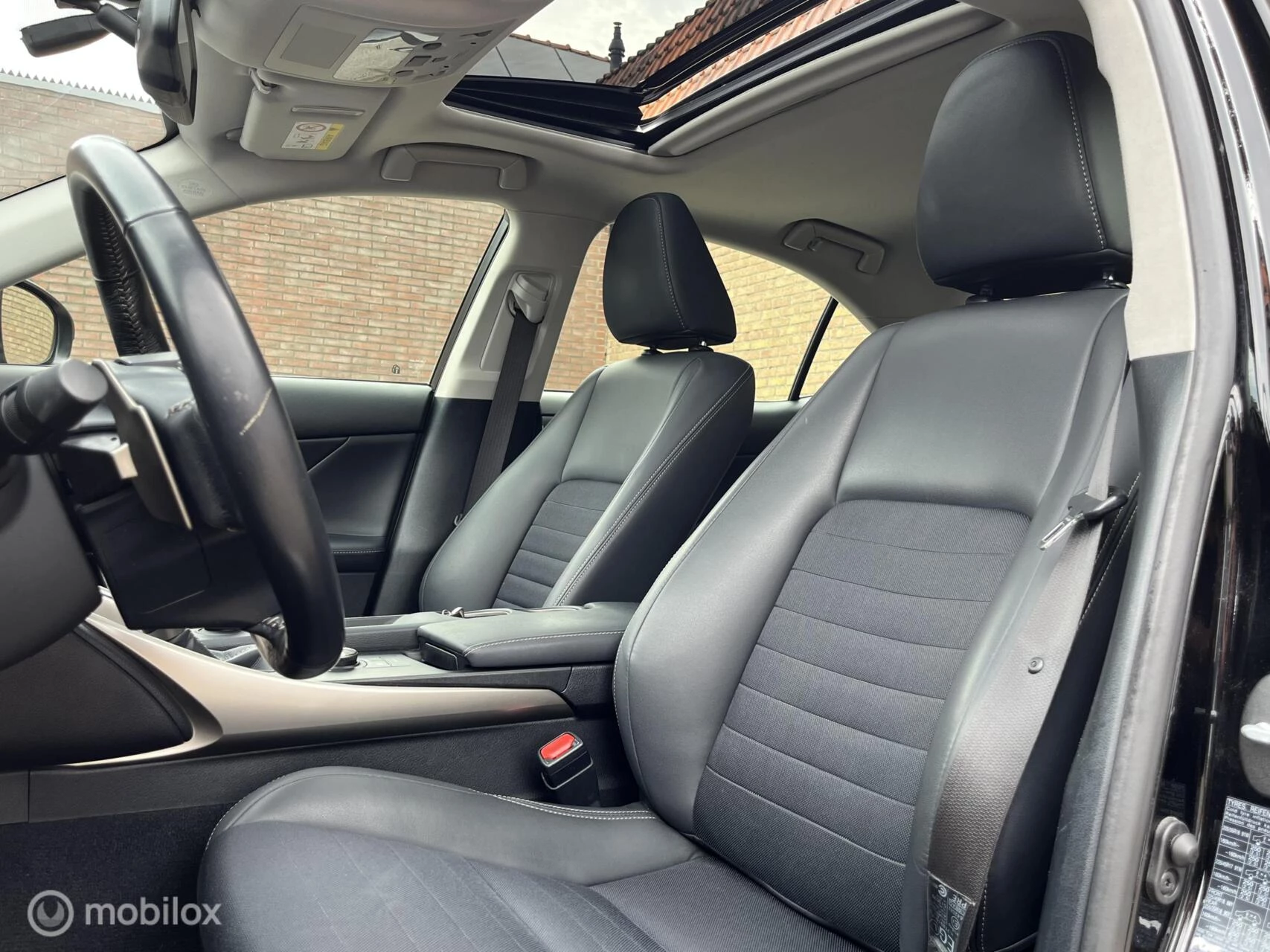 Hoofdafbeelding Lexus IS