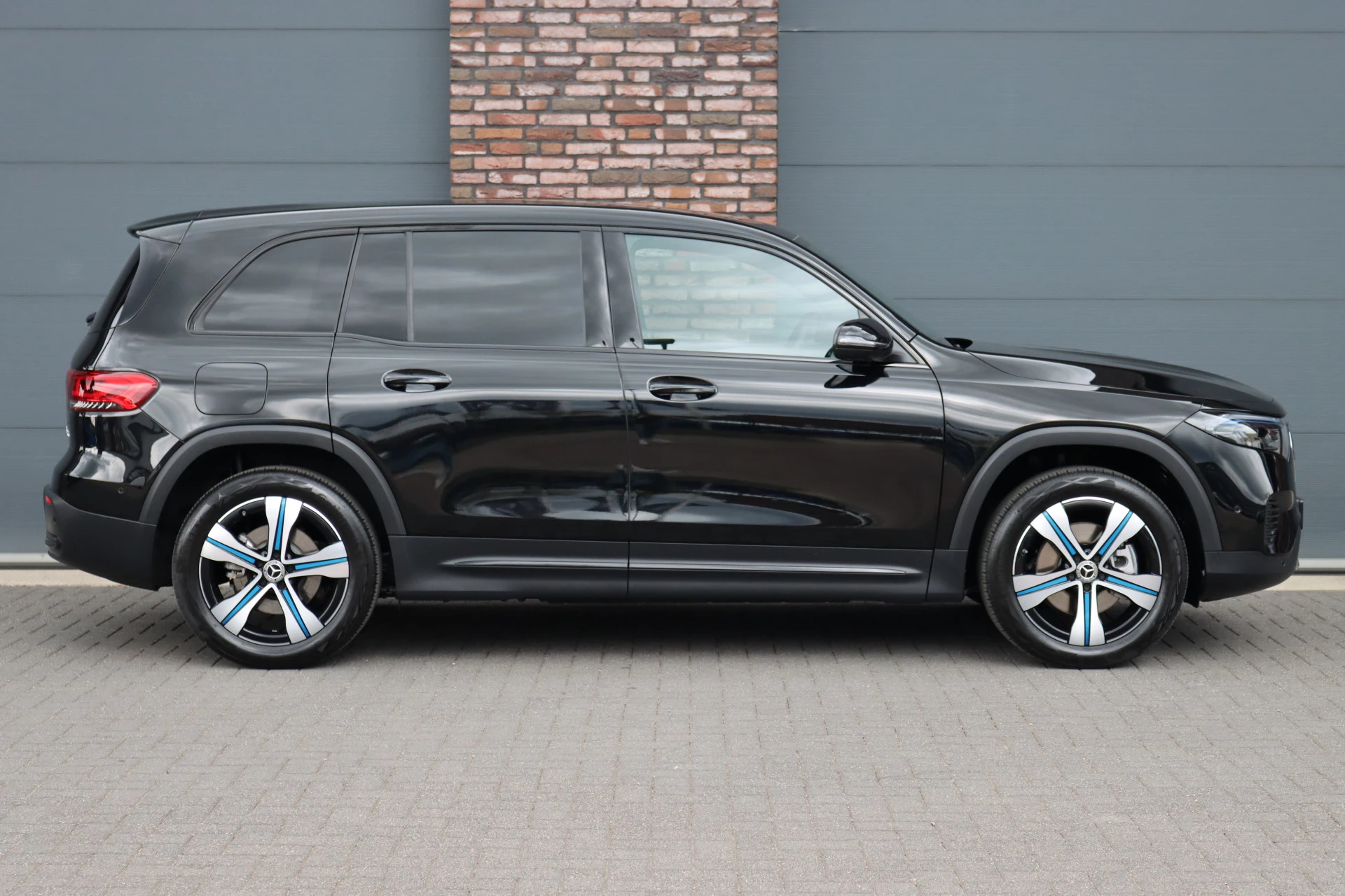 Hoofdafbeelding Mercedes-Benz EQB