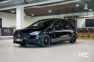 Hoofdafbeelding Mercedes-Benz B-Klasse Mercedes-Benz B 180 AMG | Night | Widescreen | Camera