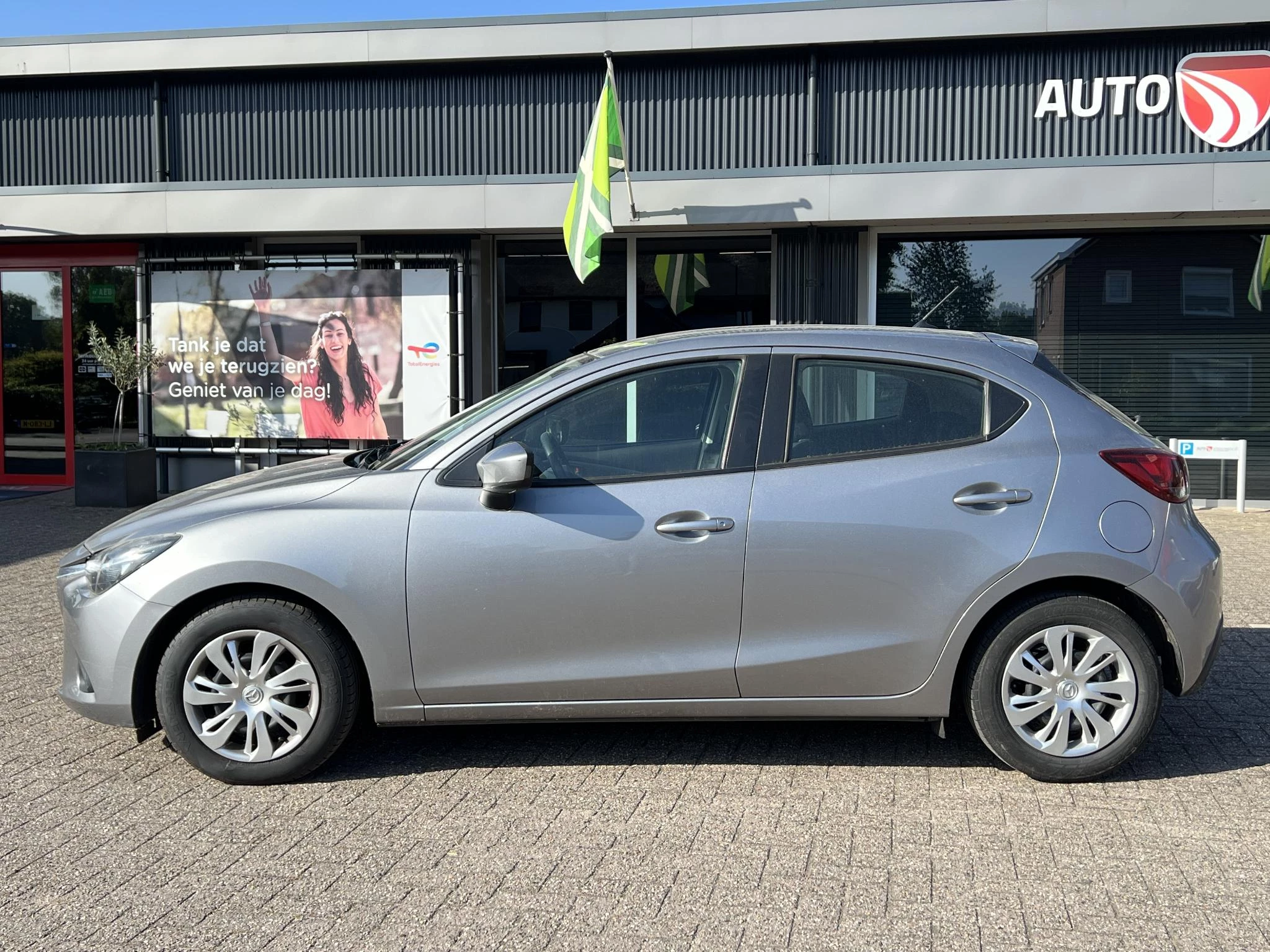 Hoofdafbeelding Mazda 2