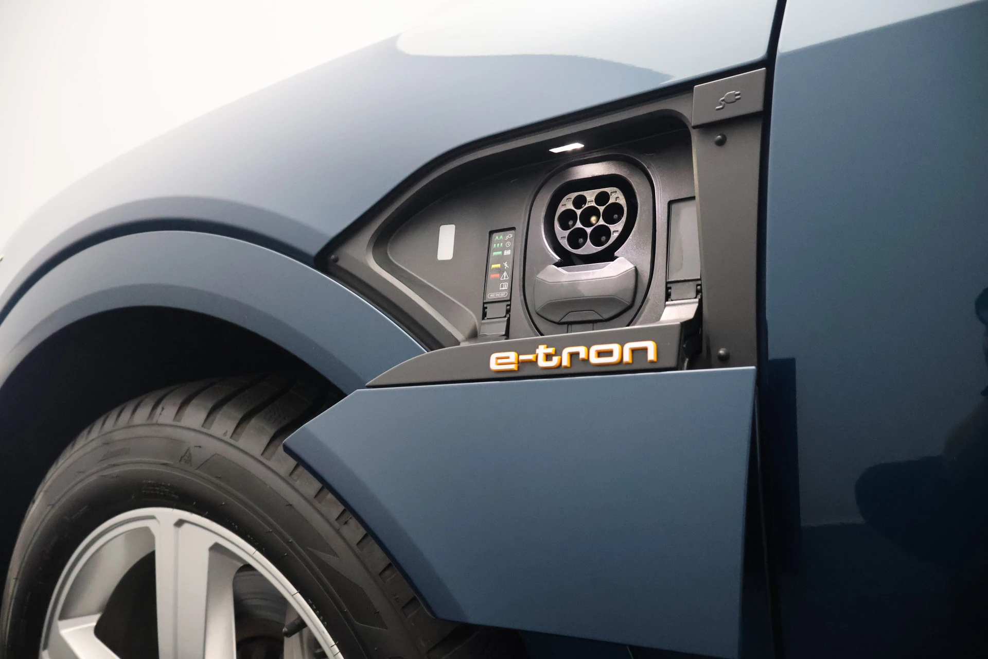 Hoofdafbeelding Audi e-tron