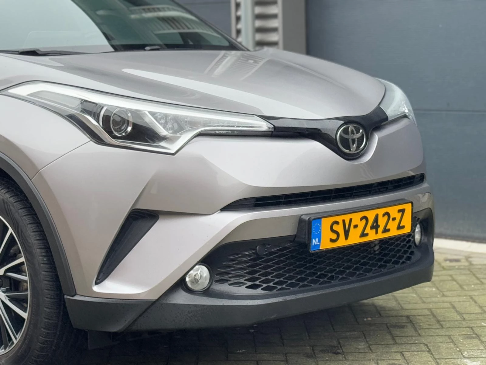 Hoofdafbeelding Toyota C-HR