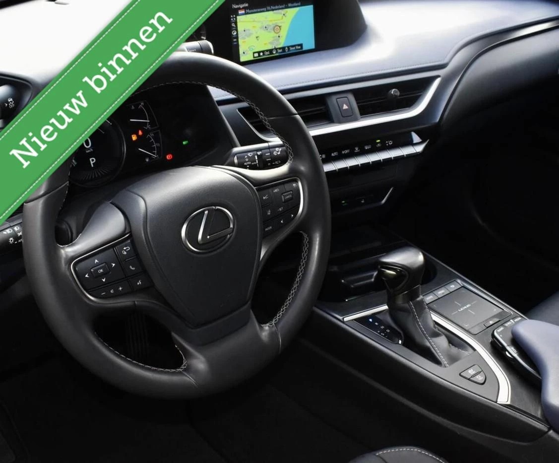 Hoofdafbeelding Lexus UX