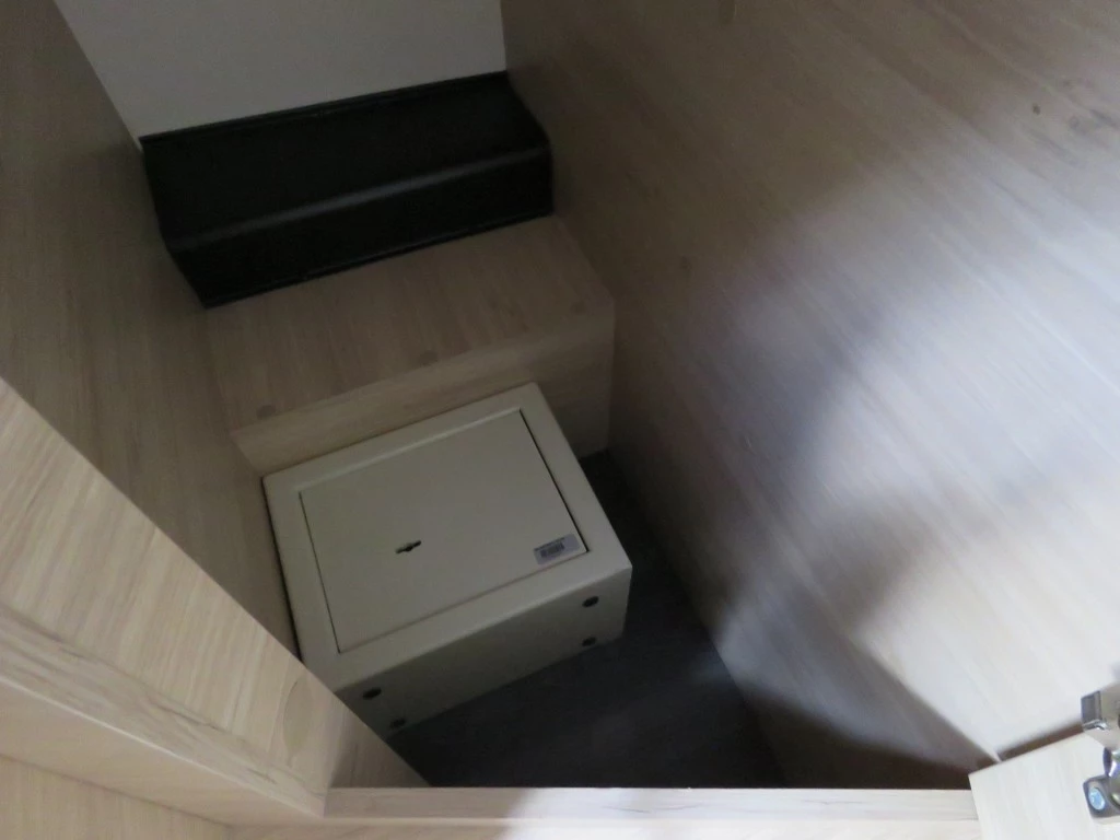 Hoofdafbeelding Chausson 777 Ga