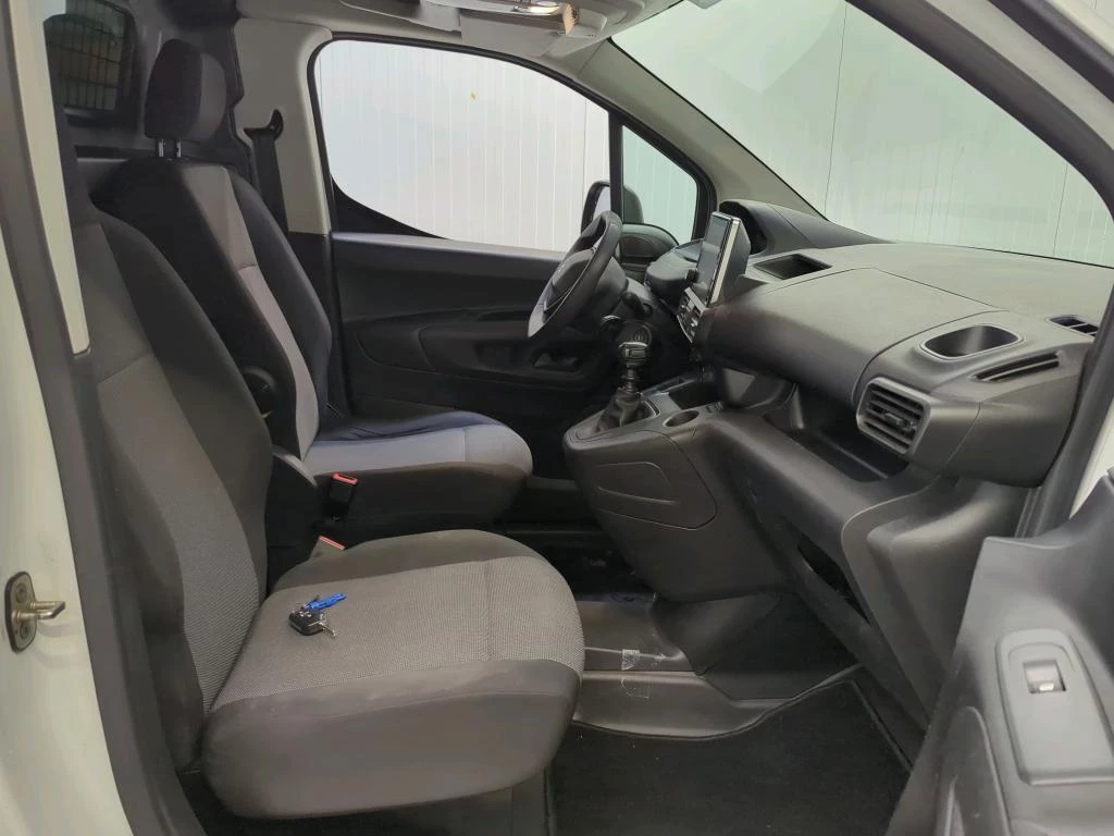 Hoofdafbeelding Peugeot Partner