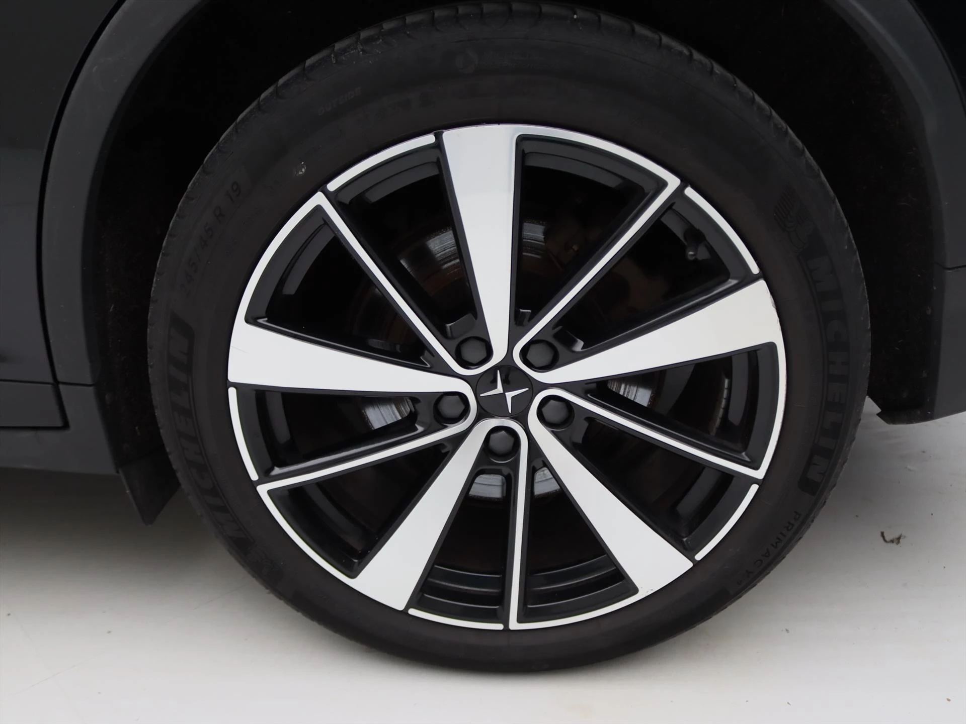 Hoofdafbeelding Polestar 2