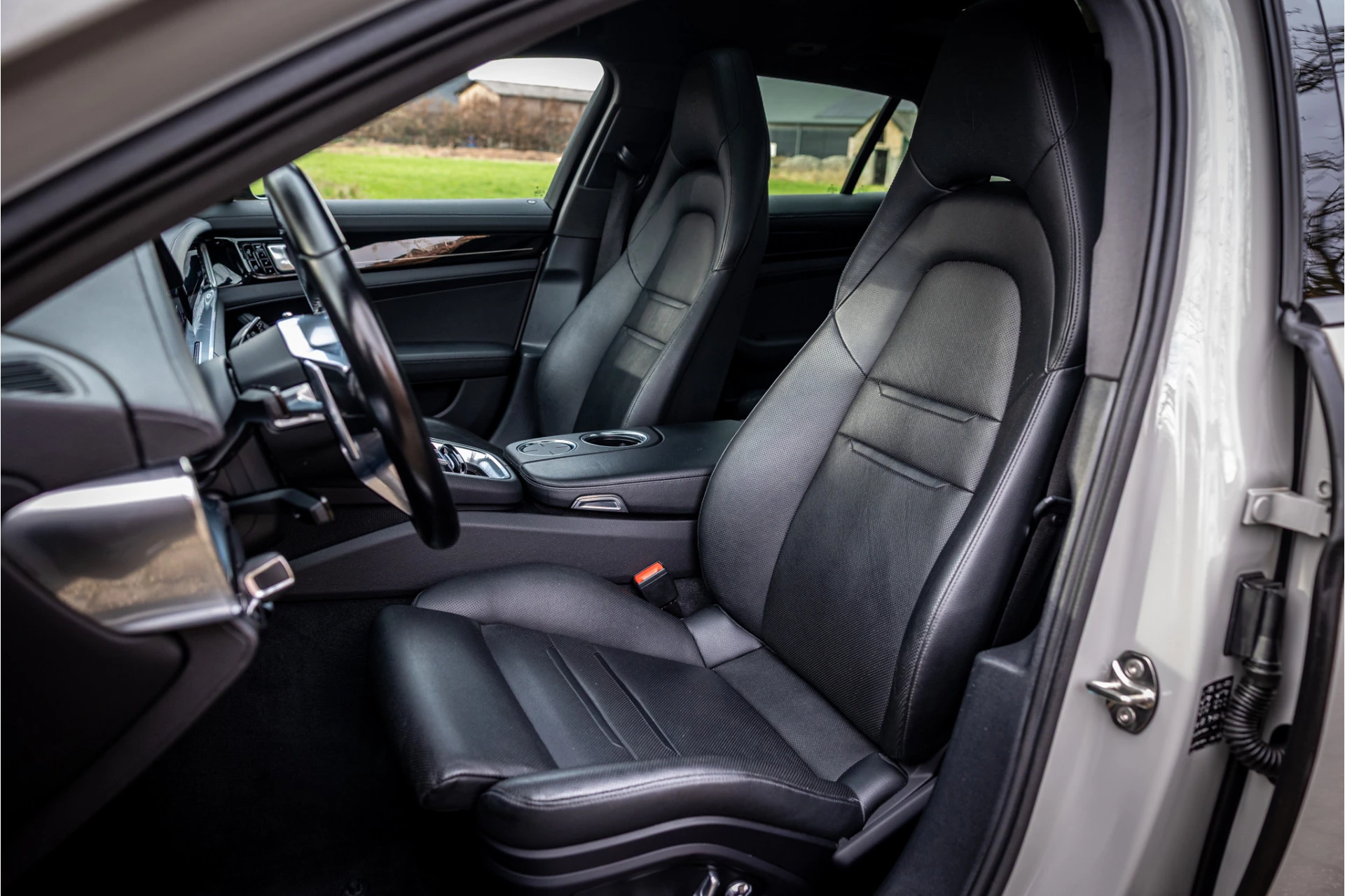 Hoofdafbeelding Porsche Panamera